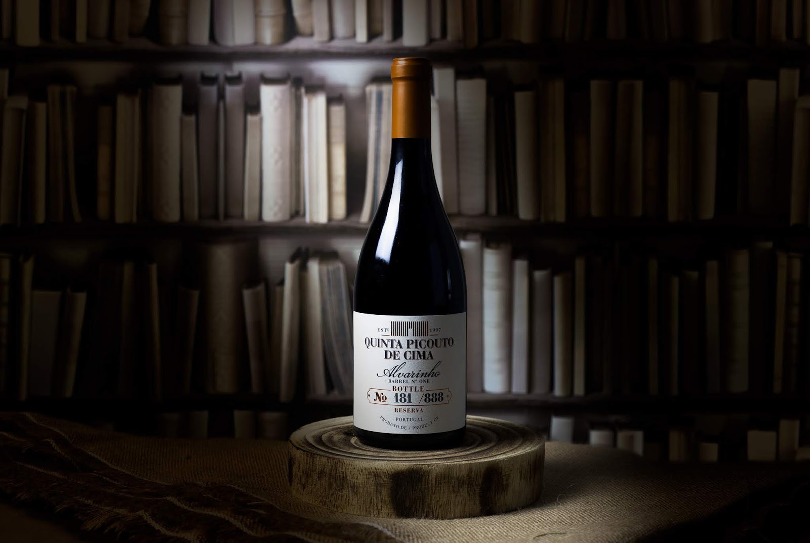 葡萄酒包装设计复古田园风格(图1) 葡萄酒包装设计复古田园风格(图1)