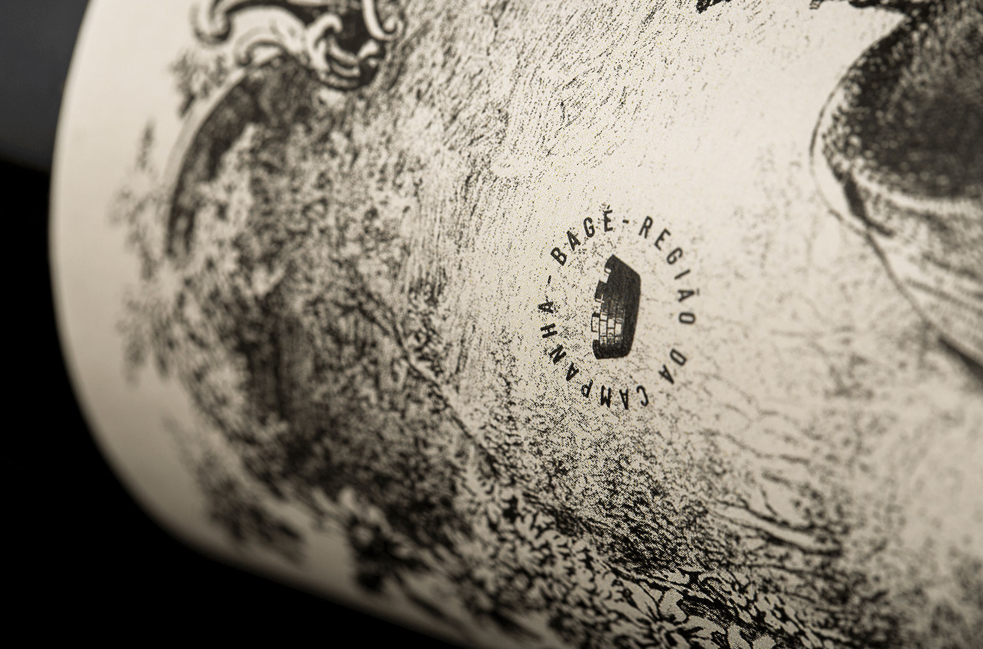 充满象征意义的葡萄酒包装设计(图6) 充满象征意义的葡萄酒包装设计(图6)