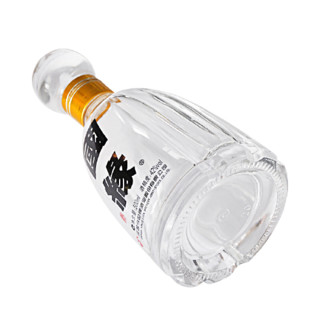 创意酒包装设计四开幽雅醇厚型白酒单瓶装产品包装设计欣赏(图4) 创意酒包装设计四开幽雅醇厚型白酒单瓶装产品包装设计欣赏(图4)